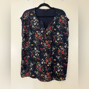 Navy Color-block Sleeveless Tee